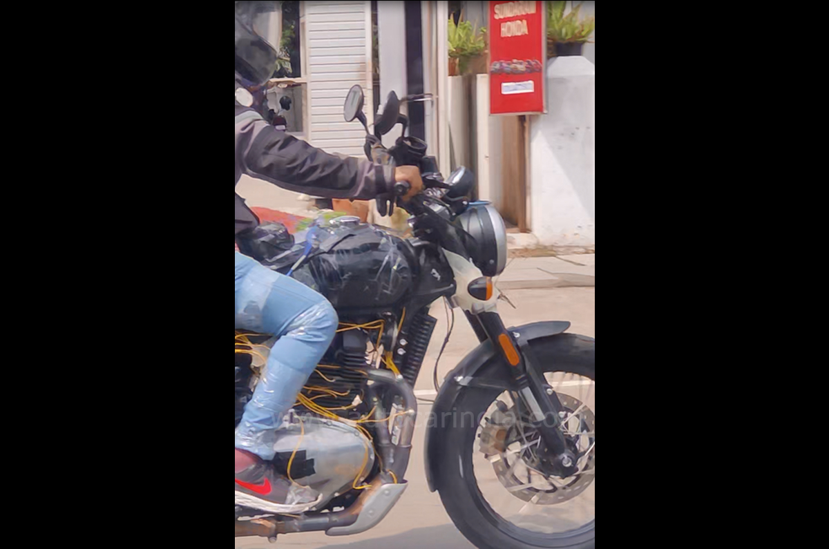 RE 650cc scrambler spied testing yet again.